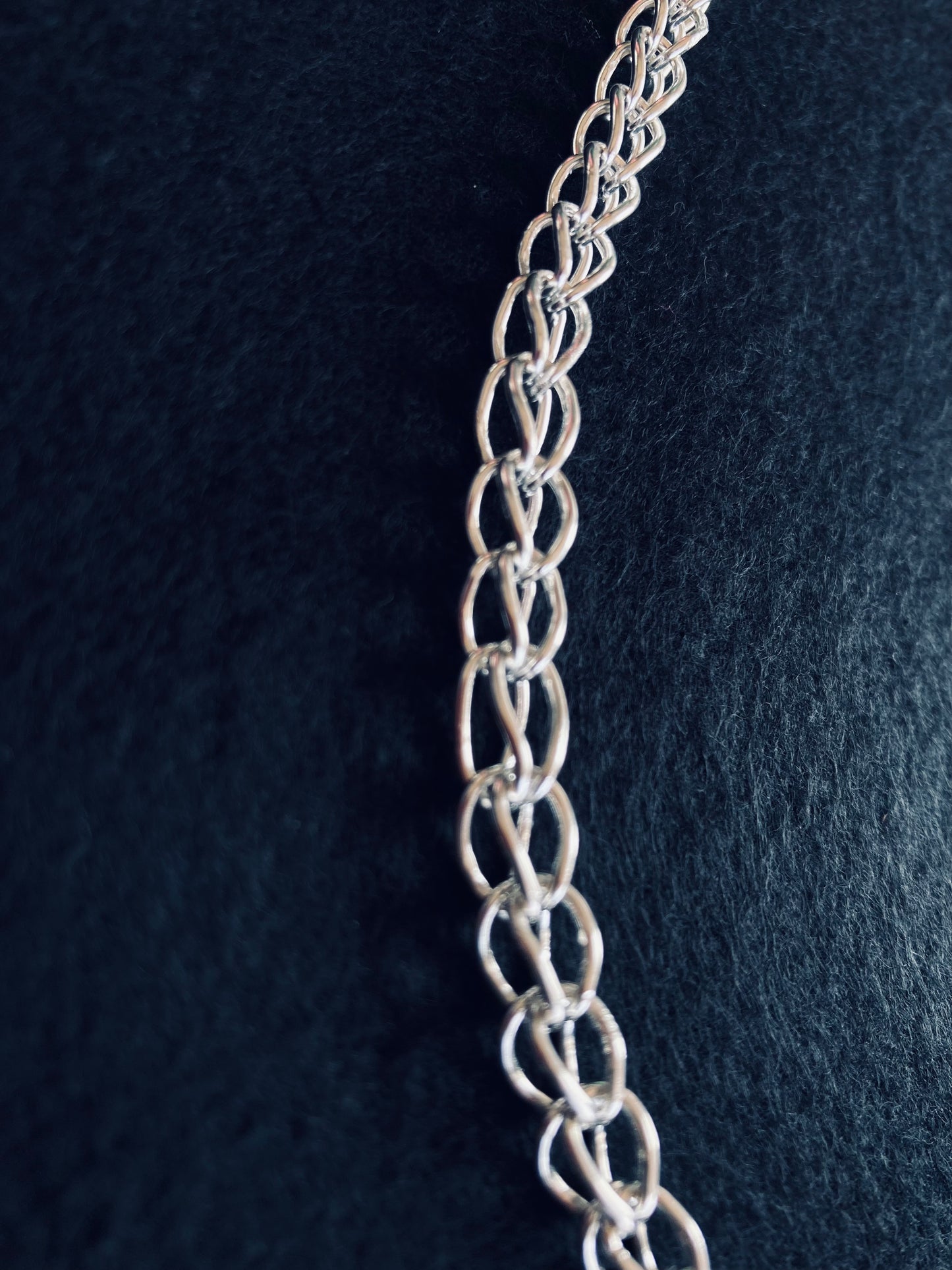 Handmade Classical Loop in Loop Chain